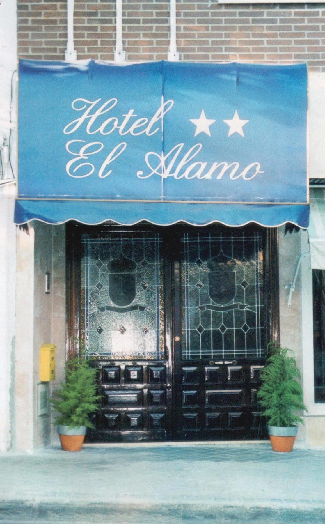 Hotel Restaurante El Álamo Екстериор снимка